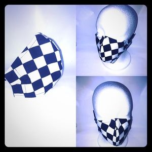 Checkered face mask -size medium